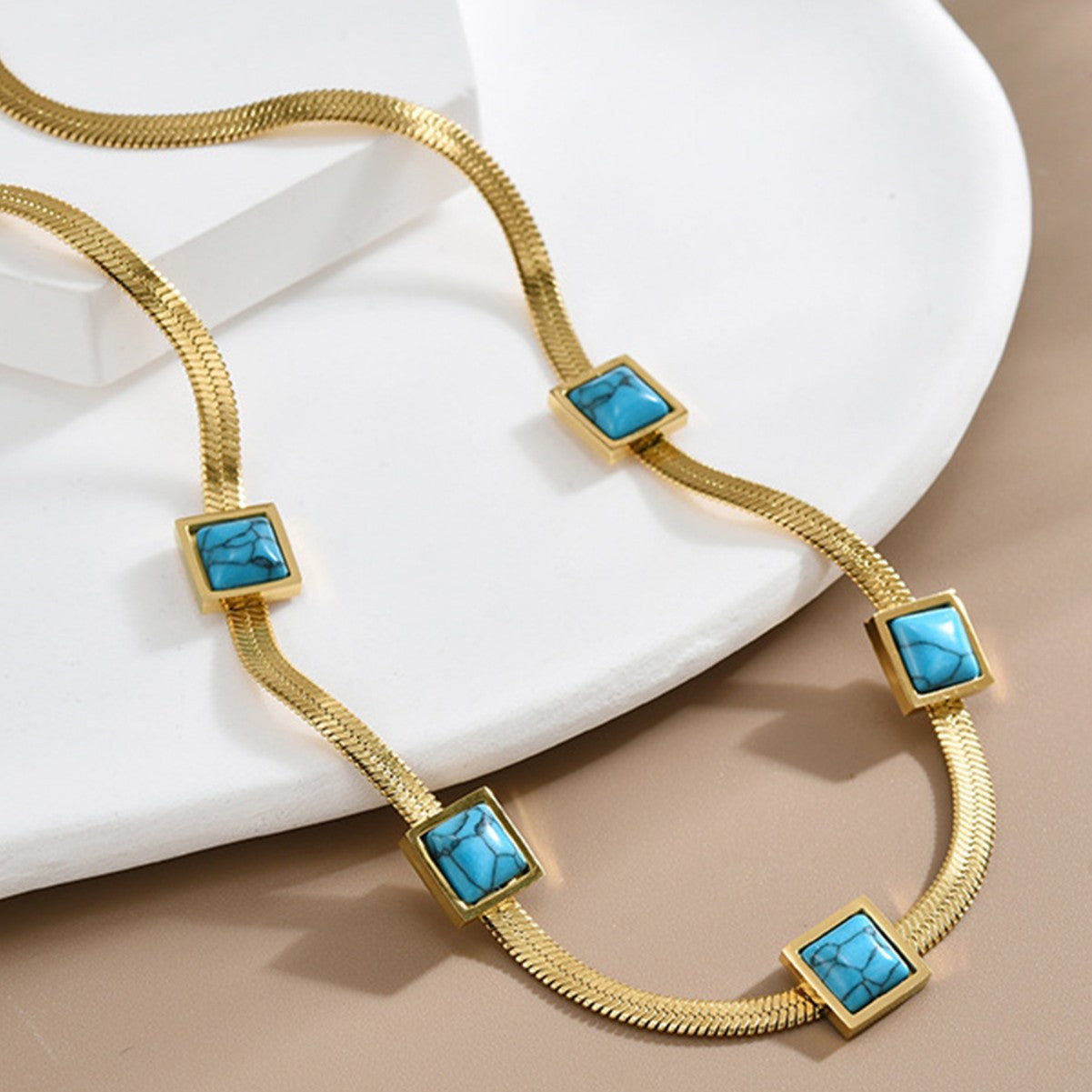Vionelle Kystlinie Halsketting | Goud