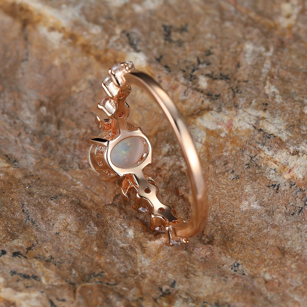 Opal Halvemaan Ring | Roségoud