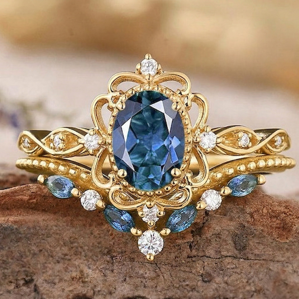 Azelia Sapphire Crown Ring Set | Goud