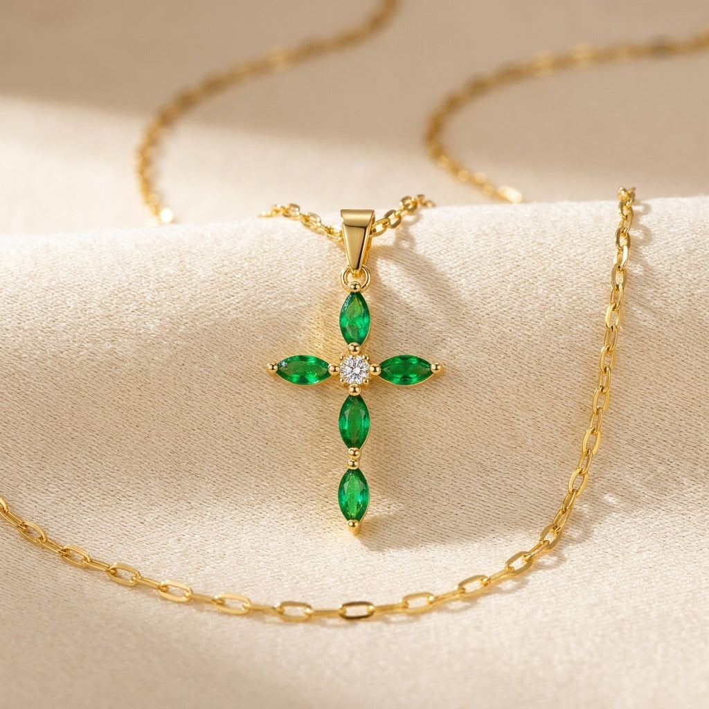 Emerald Cross Necklace | Guld