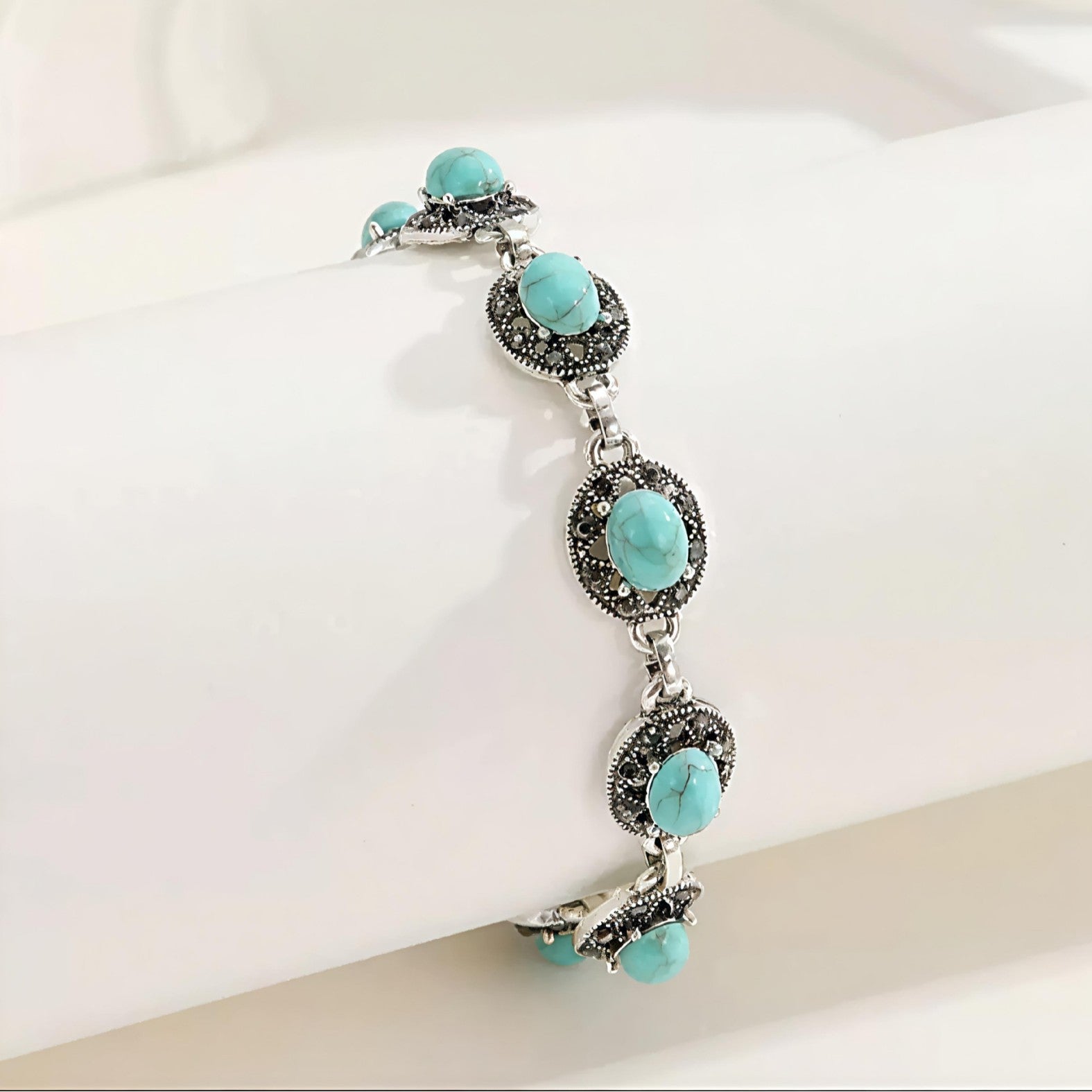 Corvelle Noble Emblem Armband | Witgoud