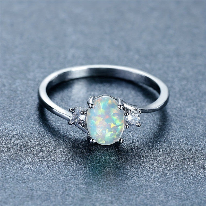 Opal Embrace Ring | Witgoud