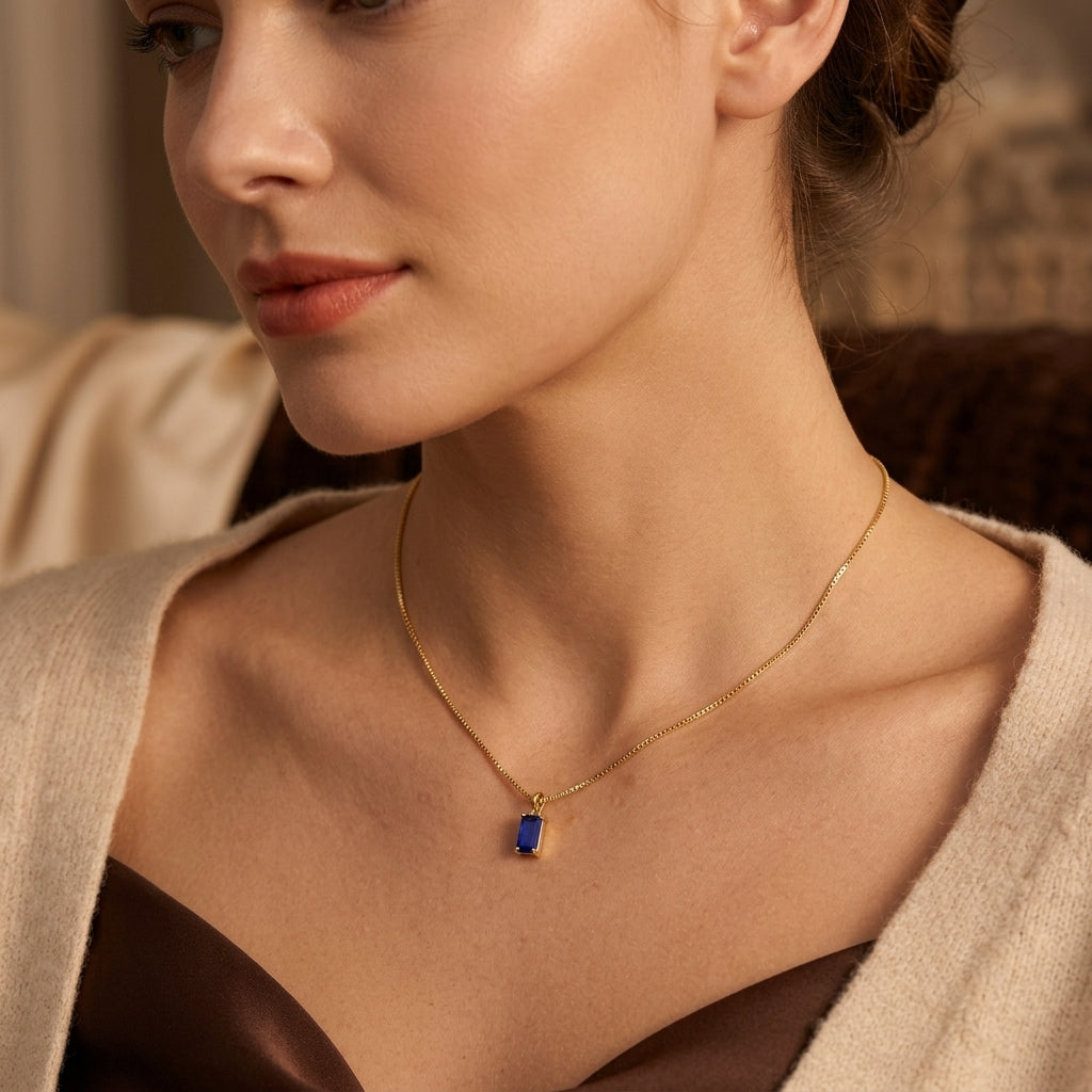 Minimalistische Saffier Hanger Ketting | Witgoud